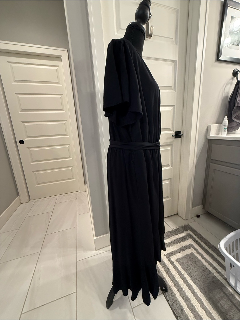Ava & Viv Black Maxi Dress with Flutter Sleeves and Waist Tie
